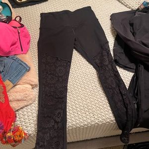 Lorna Jane Leggings w flower print
